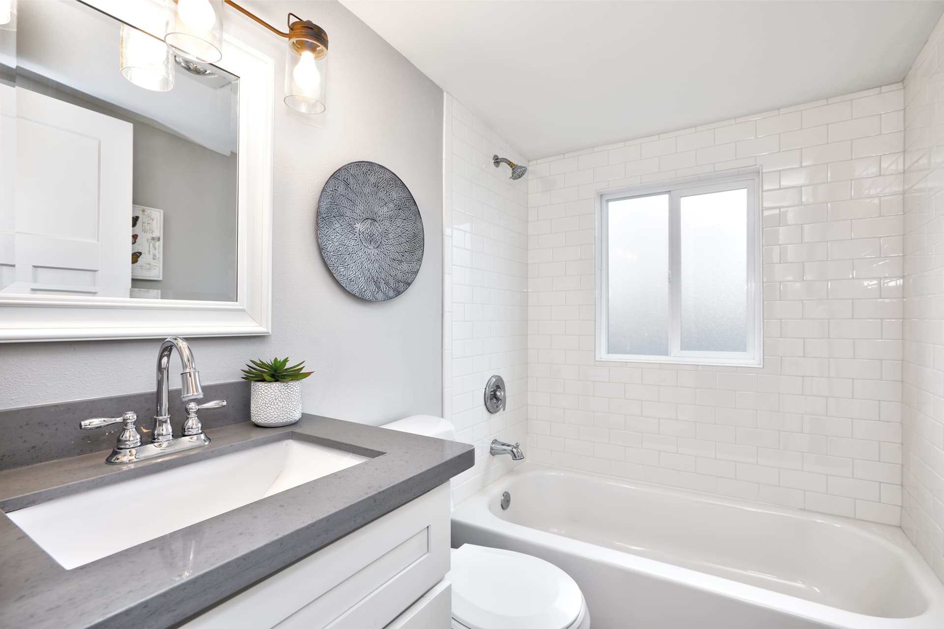 Affordable Tile Refinishing for Homes and Businesses