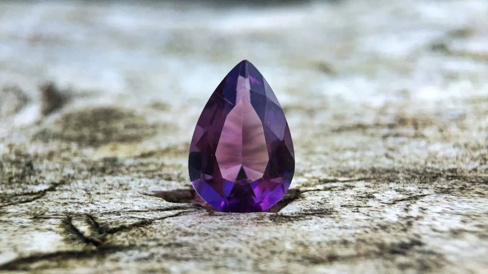 Blue Sapphire Certified – Quality Guaranteed by Nash Gems