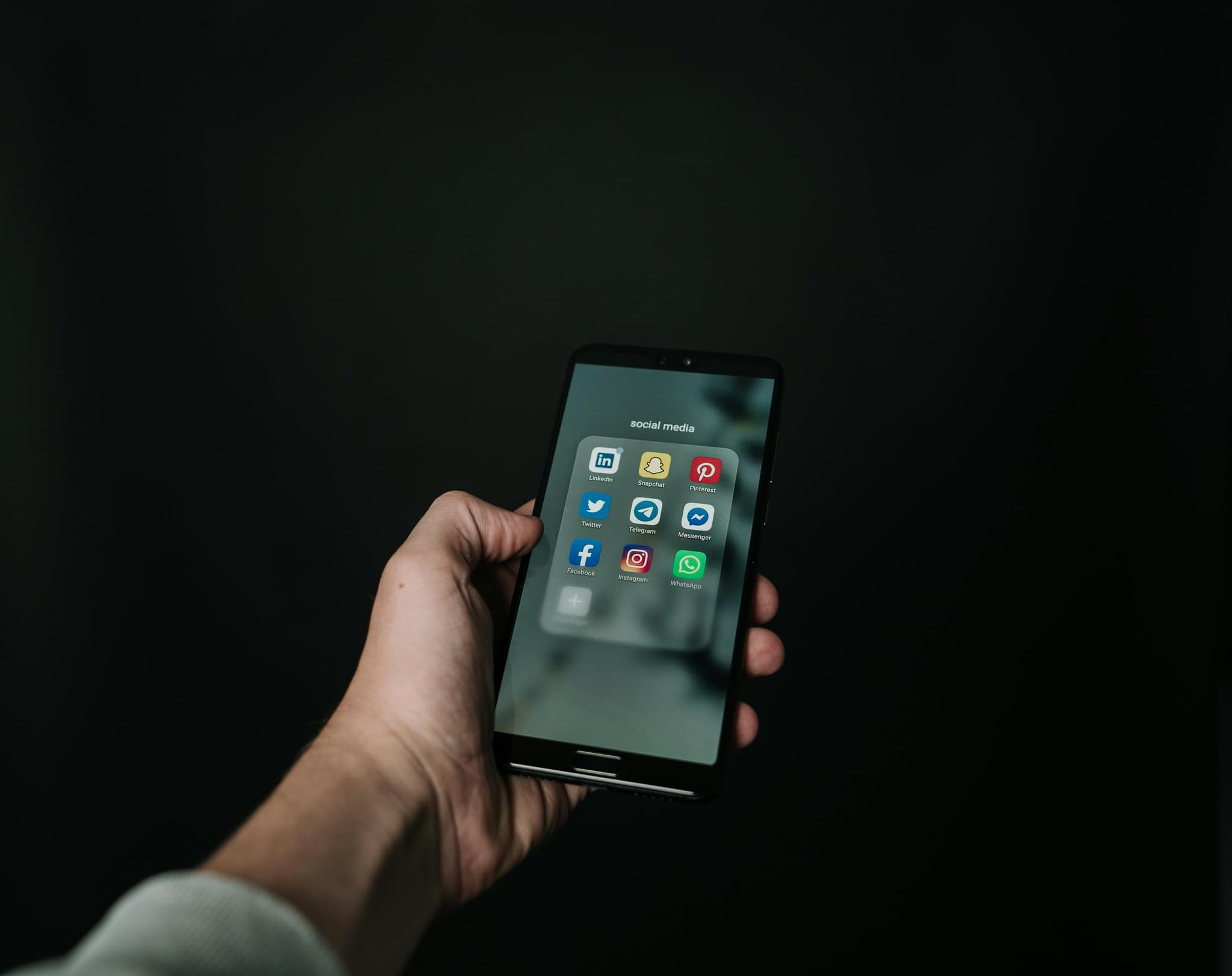 Why You Should Rent LinkedIn Profile Assets Instead of Buying Tools