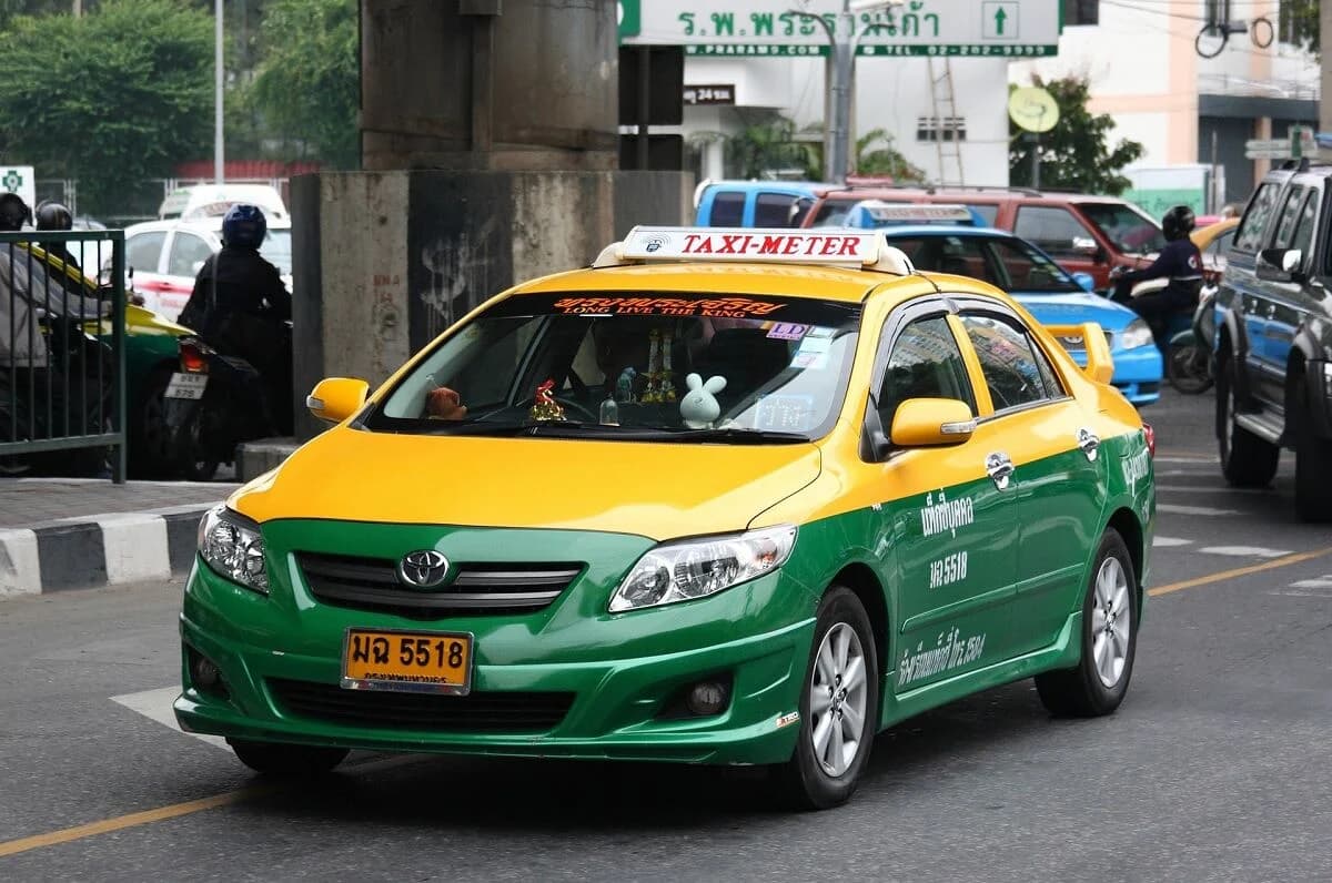 24/7 Minicab Service Near You | Gemini Taxis Walton-on-Thames