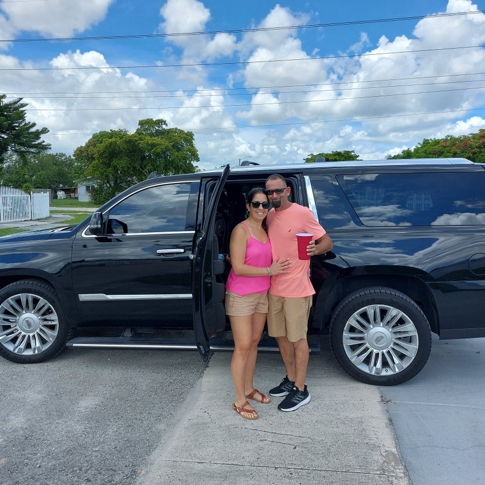 Limo in Miami Florida | Luxury Travel by VIP Miami Limo Service