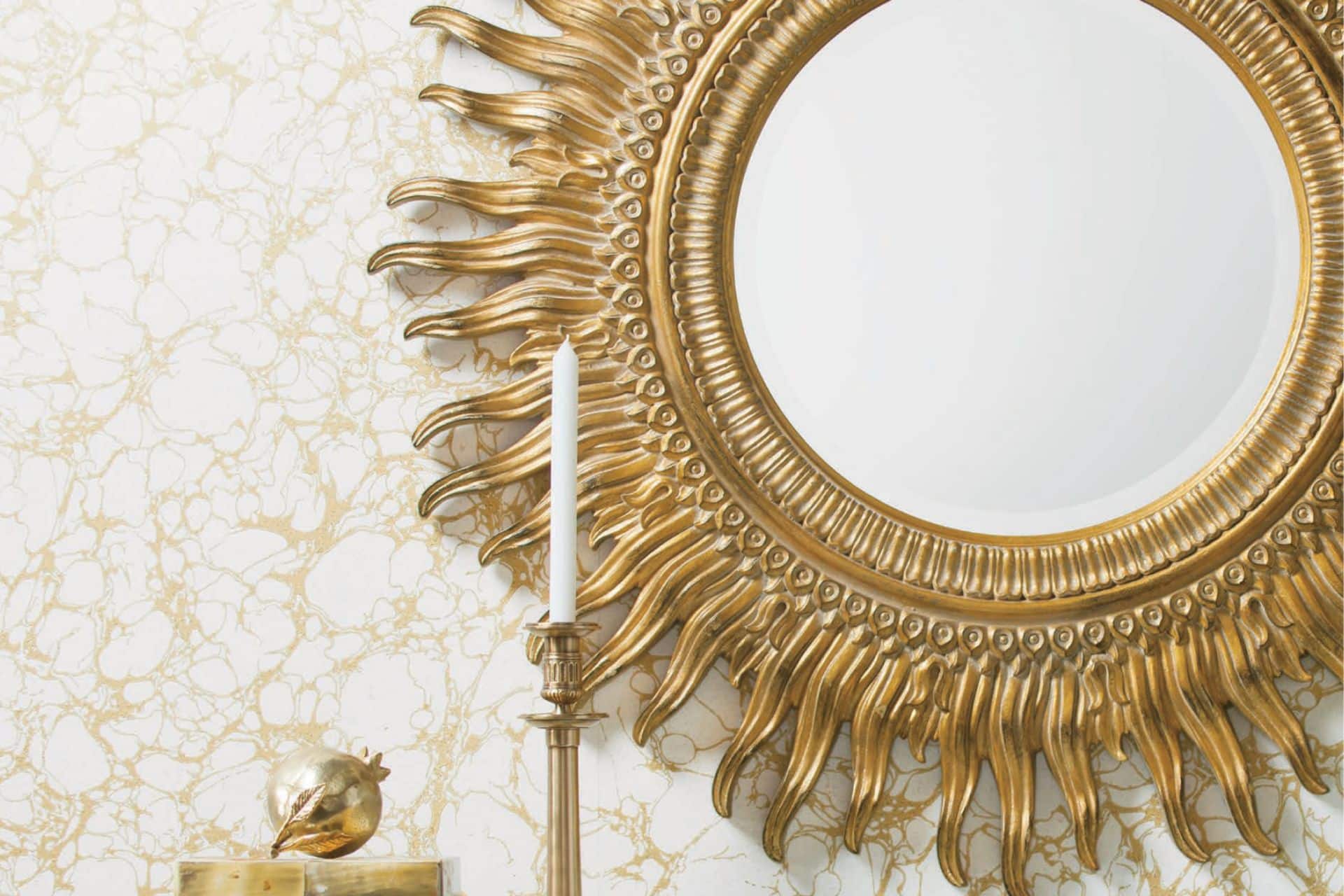 Elegant Gold Mirror Designs for a Luxurious Home Look