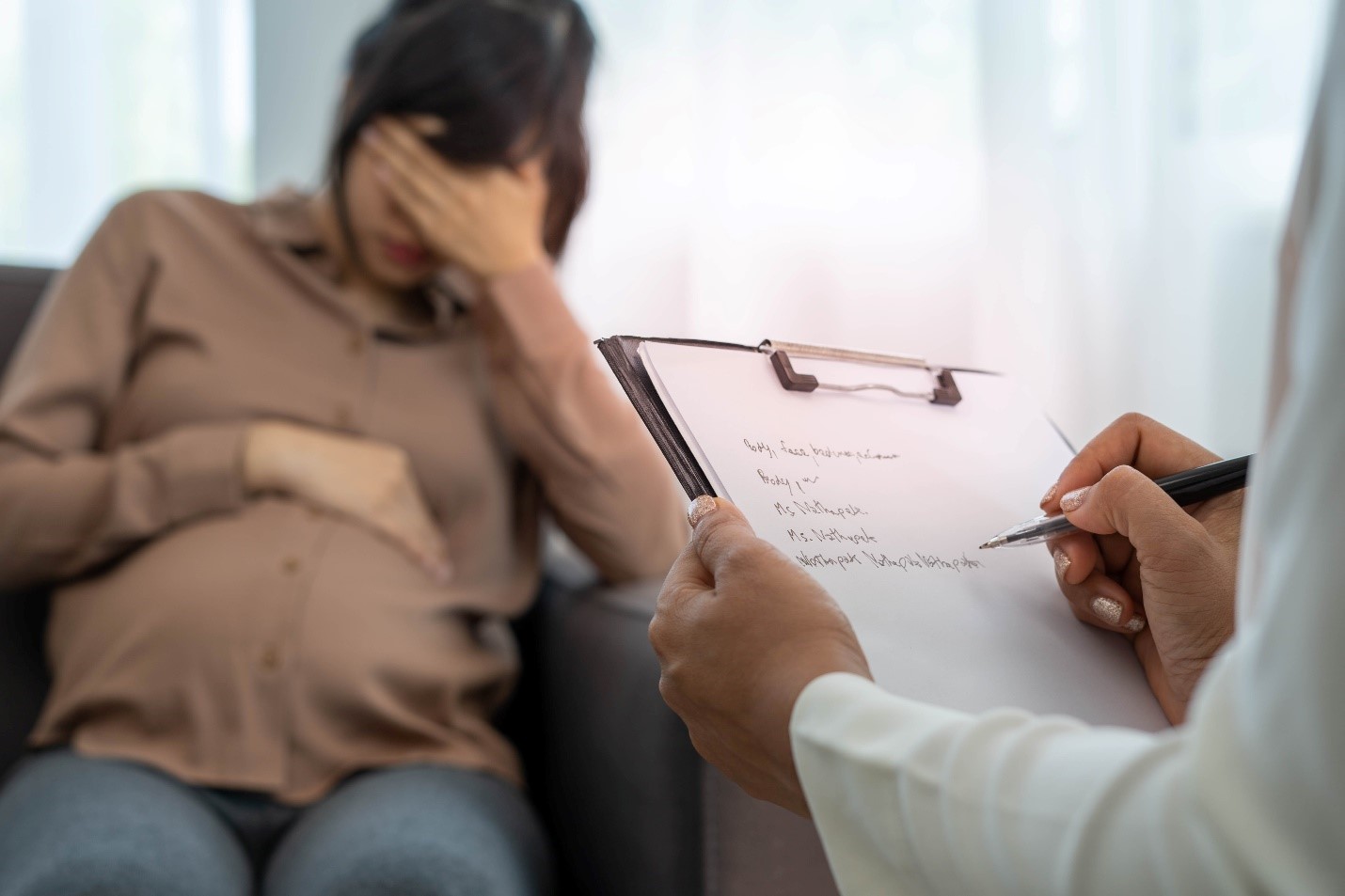 Essential Emotional Support for Moms: Building Connections and Finding Help