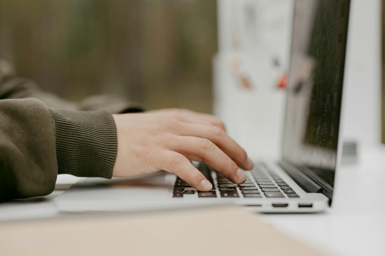 Top 5 Signs You Need a Computer Service Check