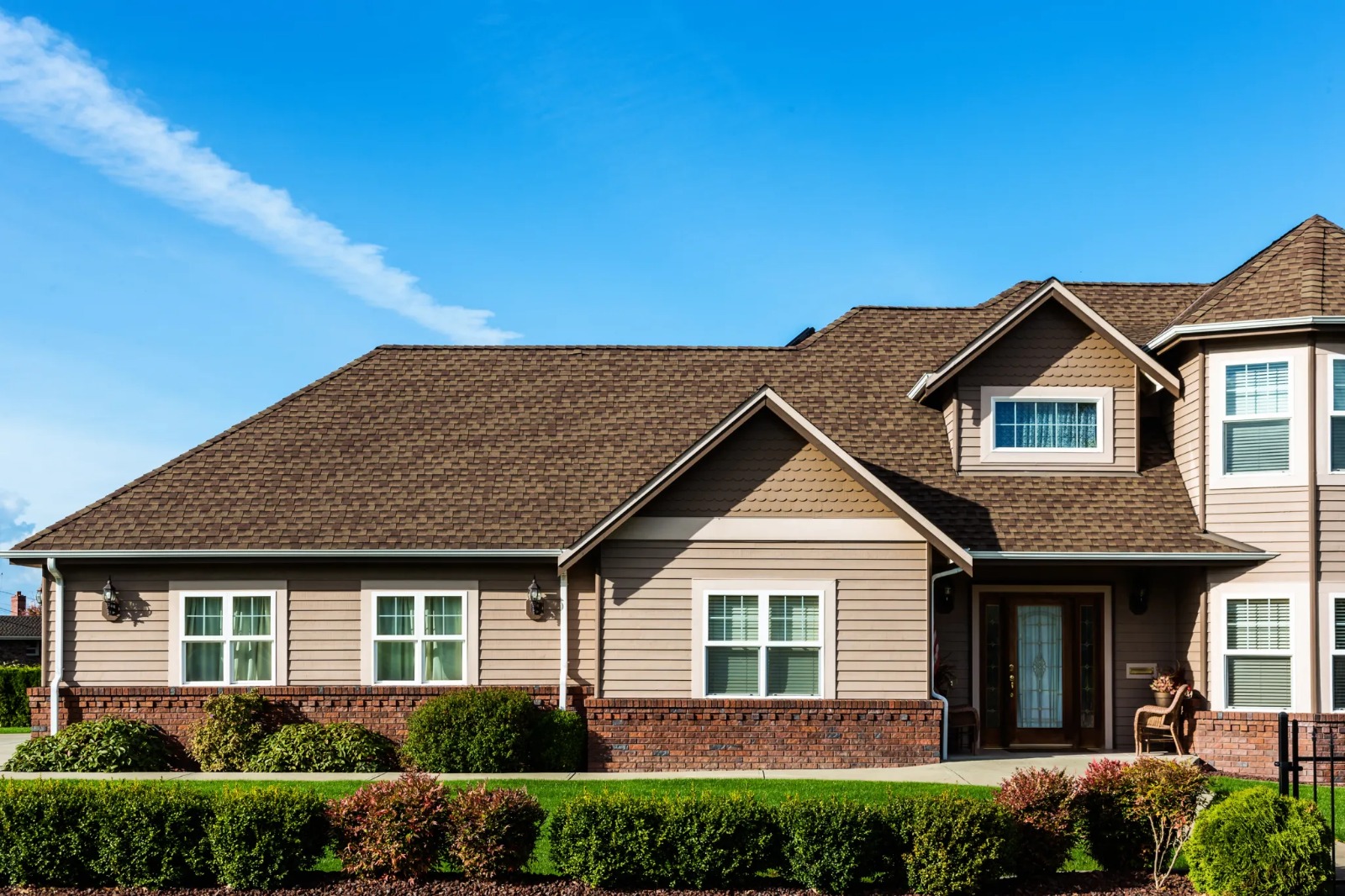 Peak Exteriors: Reliable Roofers near Covington, LA