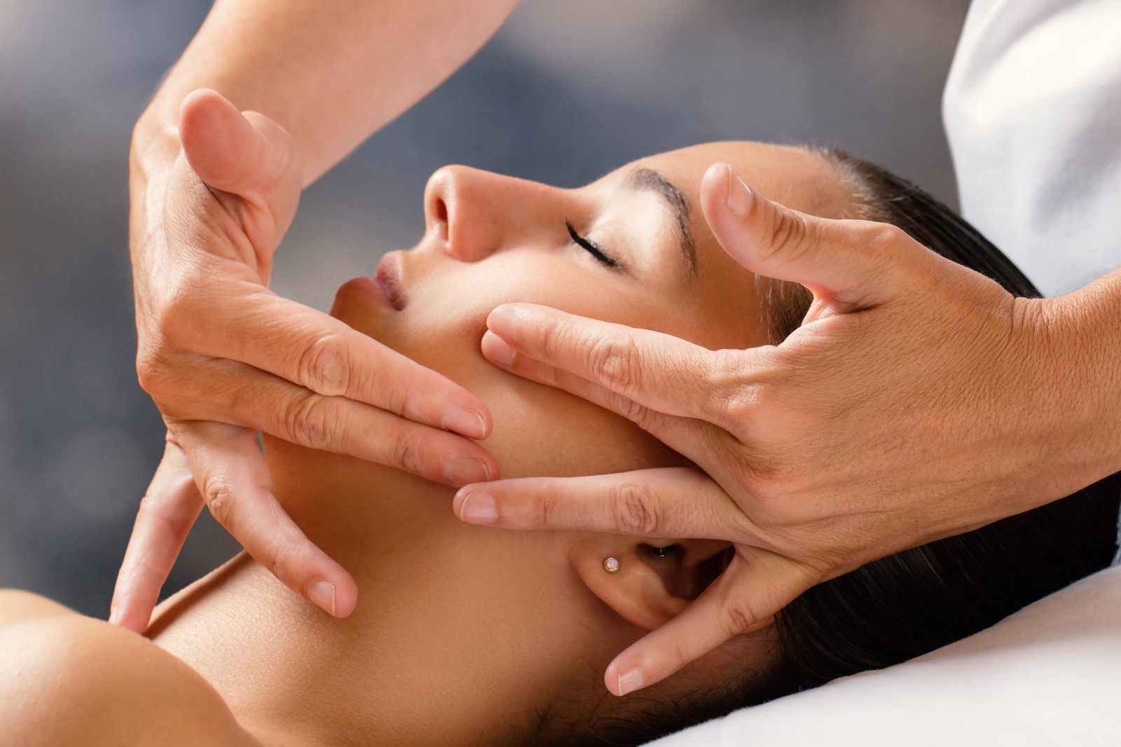 Laser hair removal honolulu for Smooth, Confident Skin