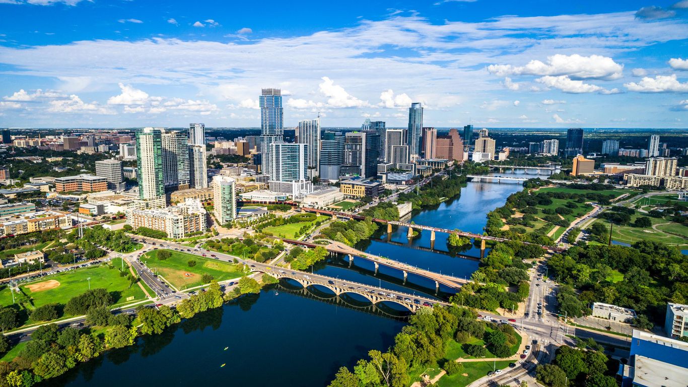 Austin TX to Fredericksburg TX Shuttle Service Available 7 Days a Week