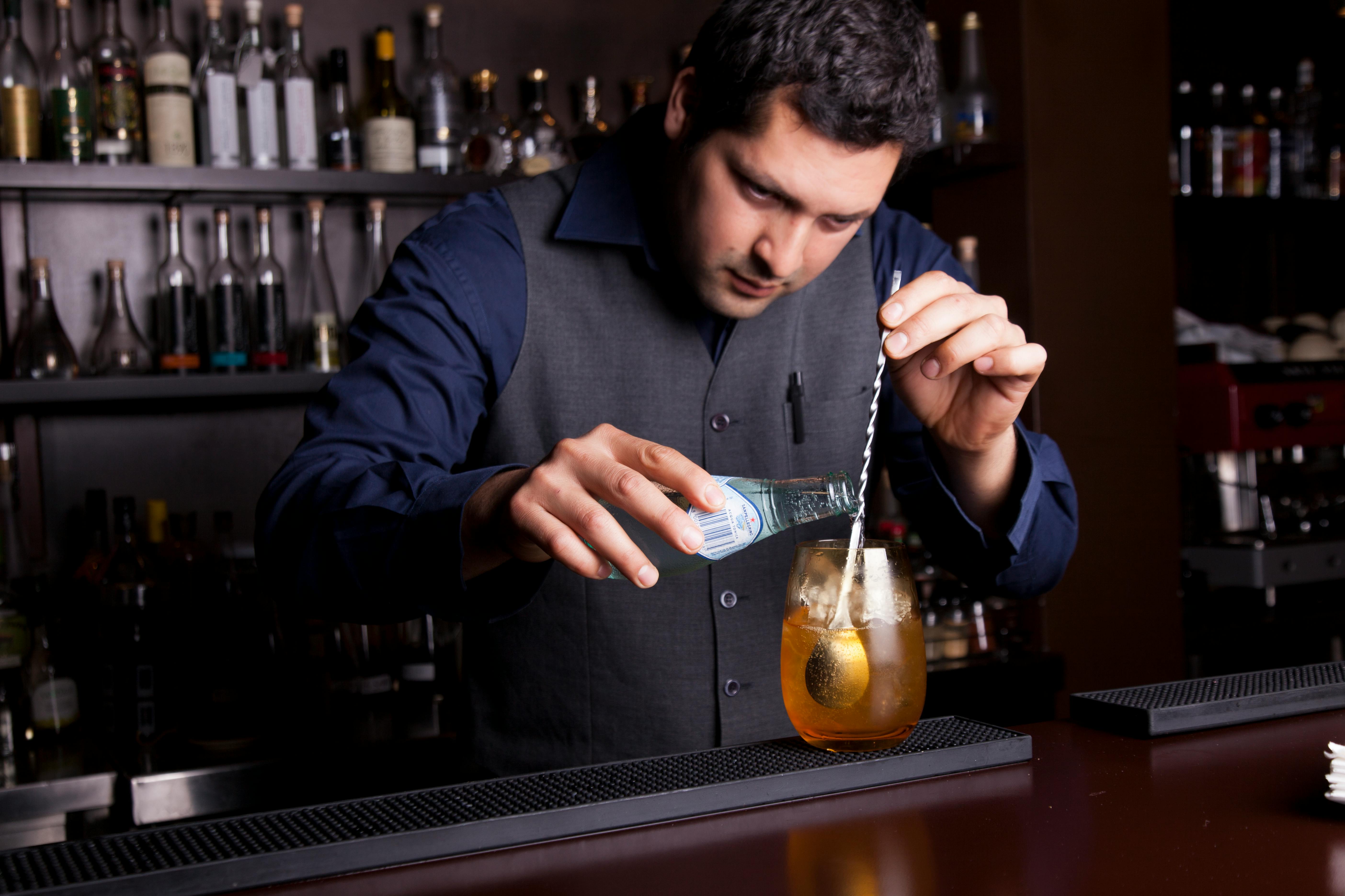 Mobile Bar Service Ideas for Stylish Corporate Events