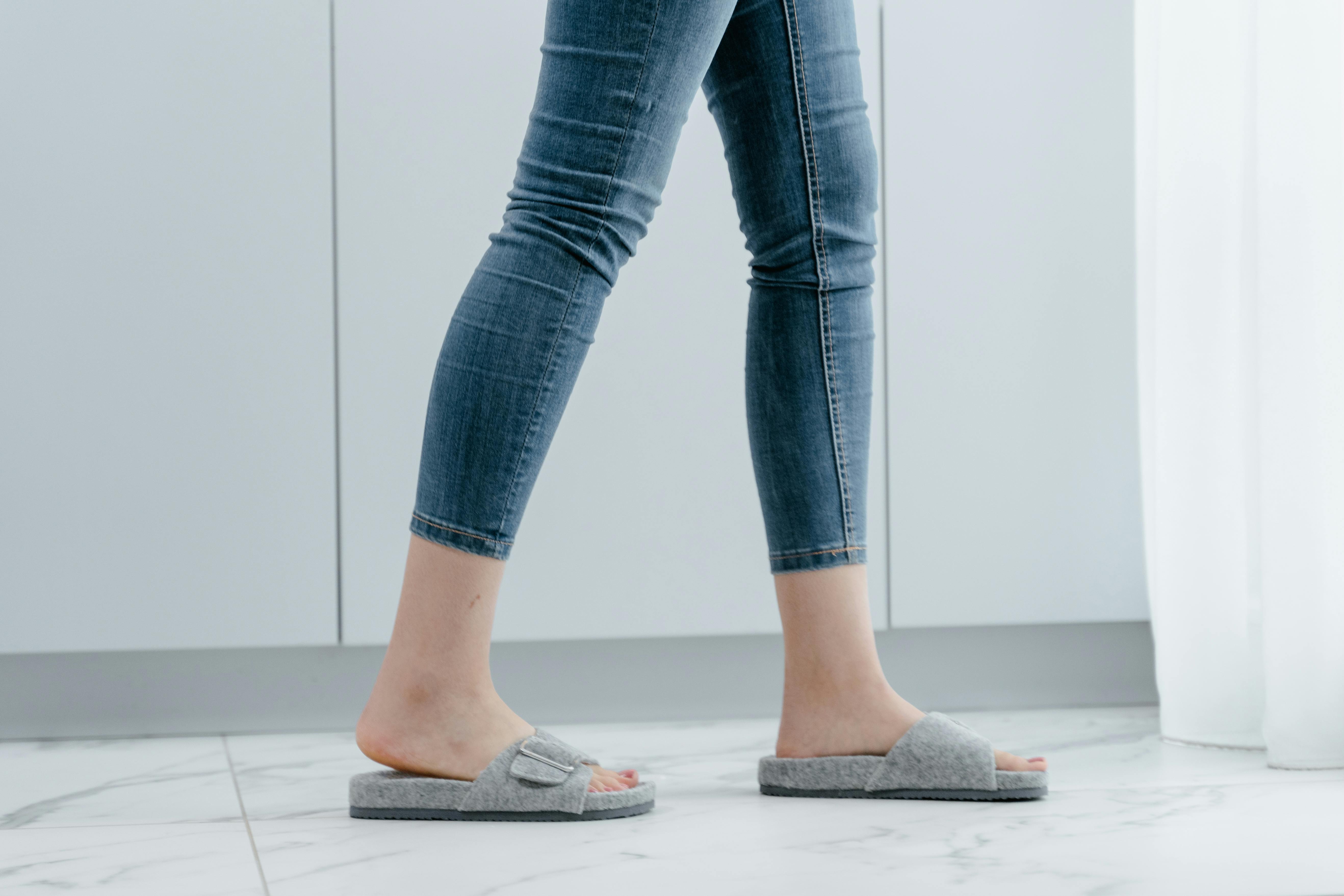 OEM/ODM Service for Wholesale PVC Slippers | Create Your Own Style