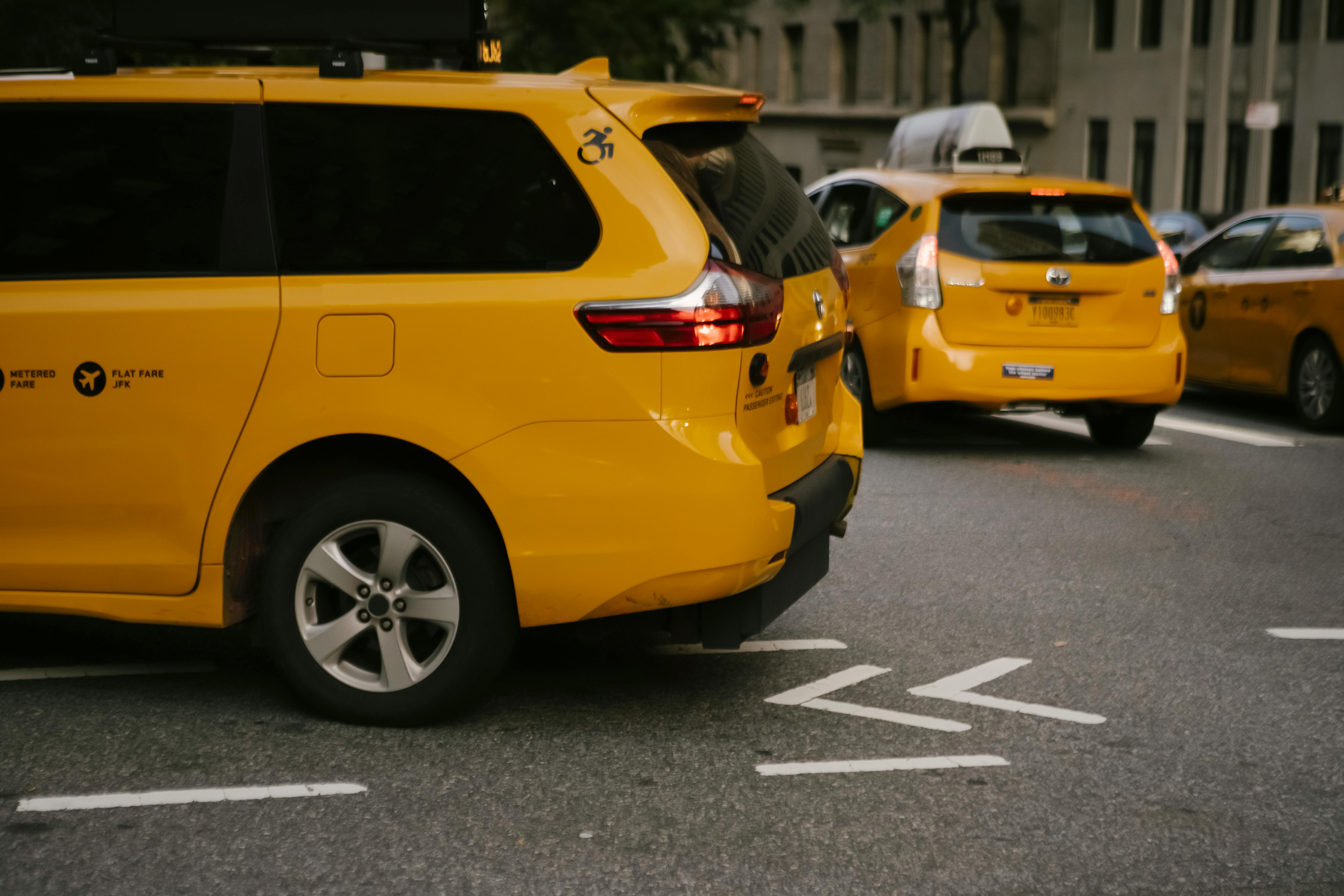 Book Reliable Minicabs with Gemini Taxis Today